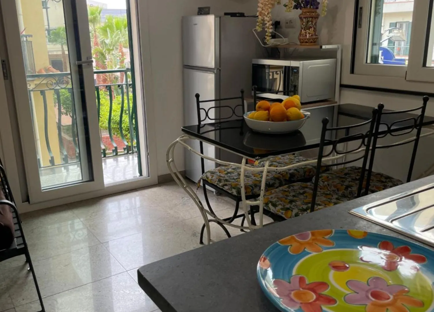 Il Glicine Apartment A 2 Min Dalla Spiaggia Letojanni